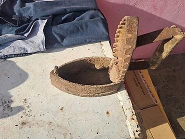 Kitablar və jurnallar: Antik kömürlü ütü (döküm dəmir) - Material: ağır döküm dəmir gövdə — 1