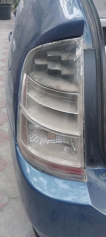 cobalt arxa stop: Toyota Prius (2004–2009) üçün arxa LED stop faraları – komplekt sol və — 2