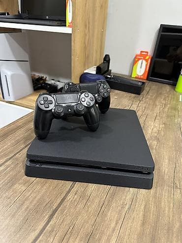 ps4 hard disk: PlayStation 4 Slim oyun konsolu + 2 ədəd orjinal DualShock 4 pultu + — 2
