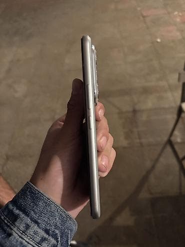 redmi 16 pro: Honor 400 Pro, 256 GB, rəng - Gümüşü — 4