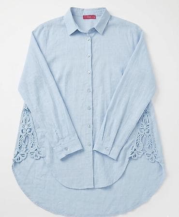 Açıq mavi rəngdə qadın köynəyi - Klassik düyməli model, yaxalıqlı -