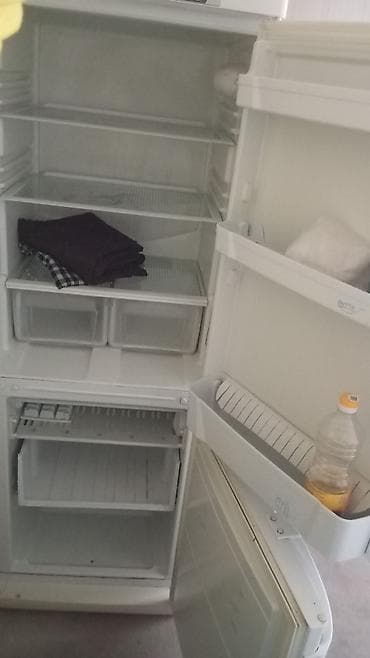 ucuz soyuducular: 2 qapılı Indesit Soyuducu Satılır, rəng - Ağ — 2