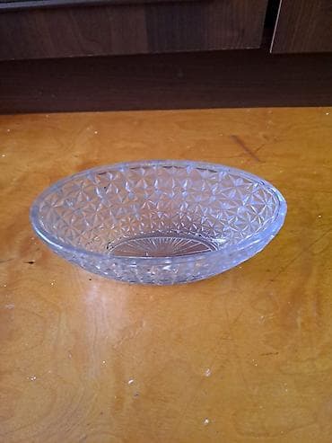 konfet: Konfet qabi 10 manat — 2