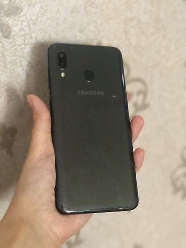 Samsung Galaxy A20, 32 GB, rəng - Qara, Barmaq izi lalafo.az -da Samsung Galaxy A20, 32 GB, rəng - Qara, Barmaq izi