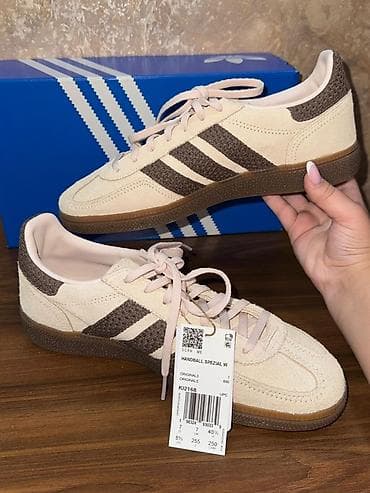 boyun bagi: Adidas Originals – Handball Spezial (W) - Model: Spezial (Handball — 2