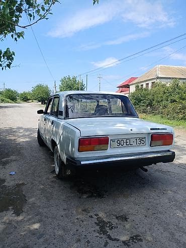 masin satis sayti: VAZ (LADA) 2107: 1.6 l | 2004 il 16000 km Sedan — 6