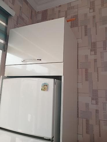 sharp soyuducu: İki qapılı soyuducu (üstdə dondurucu - Rəng: ağ, parlaq ön panel - — 3