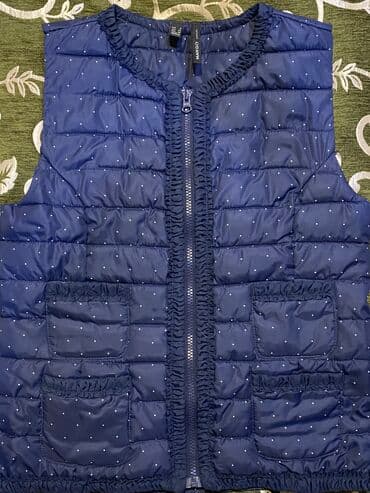 jiletler qadin ucun: Gödəkcə S ölçü
Mango firmasının — 1