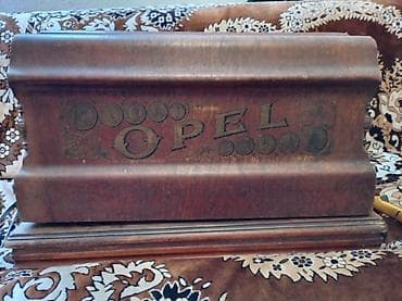 Antik “Opel” tikiş maşını – mexaniki, əl/ayaq gücü ilə işləyən model