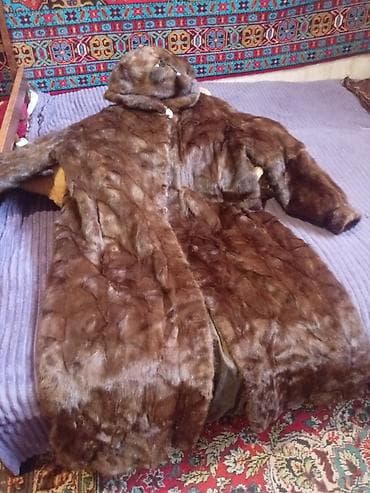 Qışlıq şinəl – təbii tüklü, qəhvəyi tonlarda uzun palto - Material