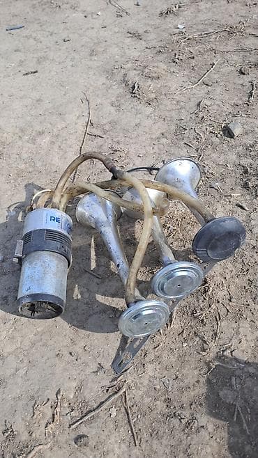 Avtomobil üçün 3 borulu pnevmatik siqnal dəsti - Komplekt: 3 ədəd