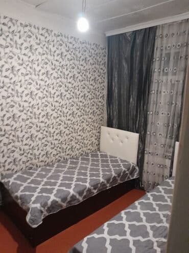 qəçreş kirayə evlər: Bu mənzil geniş yaşayış sahəsi təklif edir, içərisində divan, iki — 5