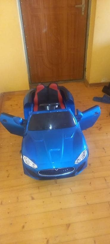 elektrikli uşaq maşını: Uşaq üçün elektrikli minik maşını – mavi rəng - İkioturacaqlı sport — 2