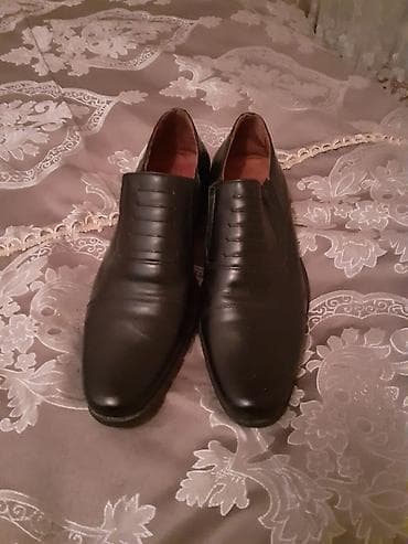 qara brilyant: Gencede satilir dəri klassik ayaqabi Moskvadan alinib — 2