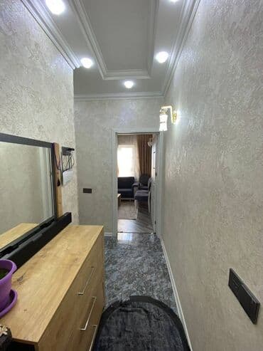 7 8 mkr kiraye evler: Bakı, Yeni Günəşli Massiv D, 2 otaqlı, Köhnə tikili, m. Xalqlar Dostluğu, 45 kv. m — 10