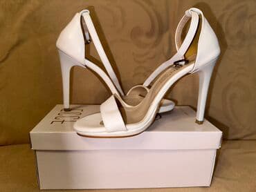 Босоножки, сандалии, шлепанцы: Размер: 37, цвет - Белый, Б/у — 1