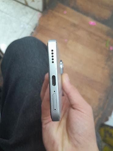honor adapter 66w: Məhsul honor 400 lite 256yaddaş 8 ram Xüsusiyyətlər: - Korpus: Düz — 1