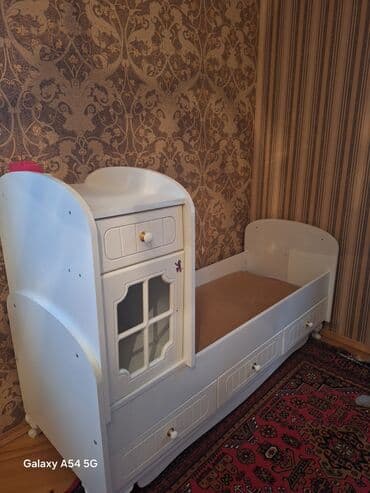 qapi icliyi: Oğlan və qız üçün, İşlənmiş, Dördbucaq, Beşik, Matras ilə, Yellənmə mexanizm ilə — 1