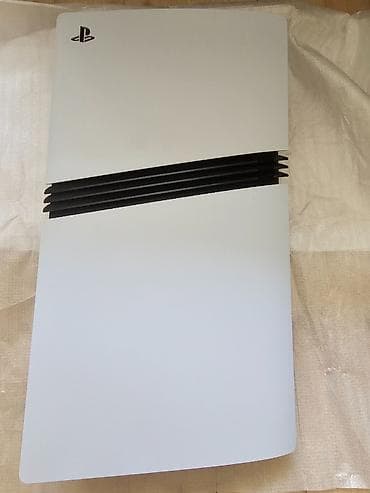 mafia ps5: Playstation 5 pro satilir. Hec bir problemi yoxdur. azerbaycandan — 4