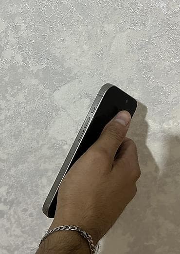 samsung tablet a 6: IPhone 15 Pro, 256 GB, Desert Titanium — 3