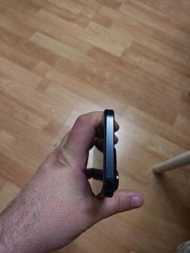 iphone 11 satis: IPhone 16 Pro Max, 256 GB, Qara, Face ID — 5