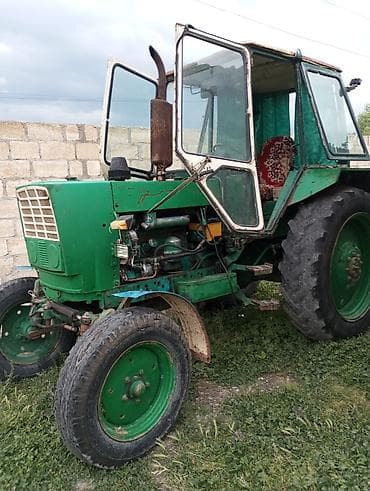 led isiq masin ucun: Belarus MTZ tipli təkərli traktor - Rəng: yaşıl, kabinalı - 4x2 — 1