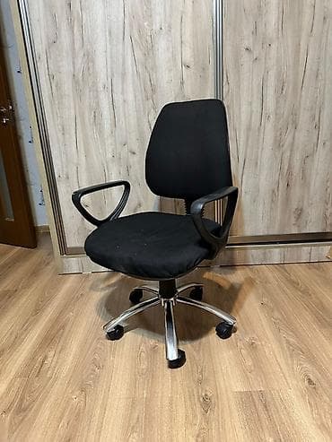 İşlənmiş, Təkərli, Qolları tənzimlənmir, Parça — 1