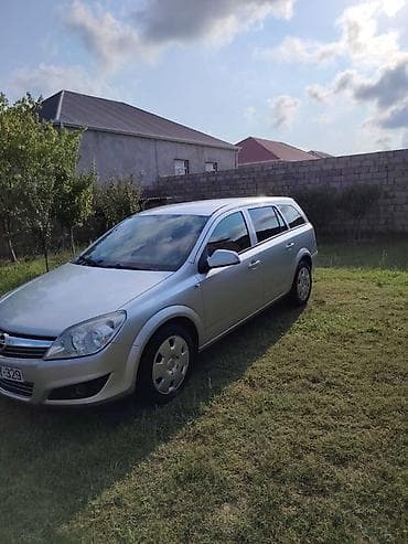 ucuz opel: Opel Astra: 1.5 l | 2010 il 370000 km Universal — 3