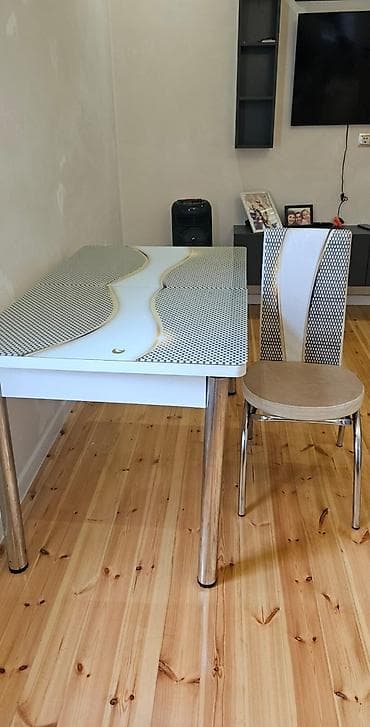 masa desti ikinci el: Metbex masa desti 3 stulla 140 ₼ masa açılır unvan Bine Savxoz — 1