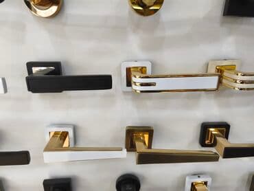 qapi qolu: Məhsul: Qapı tutacaqları (daxili qapılar üçün) Təsvir: - Müasir — 1