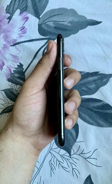 redmi note 11 islenmis: IPhone 11 Pro, 256 GB, Space Gray, Qırıq, Simsiz şarj, Face ID — 2