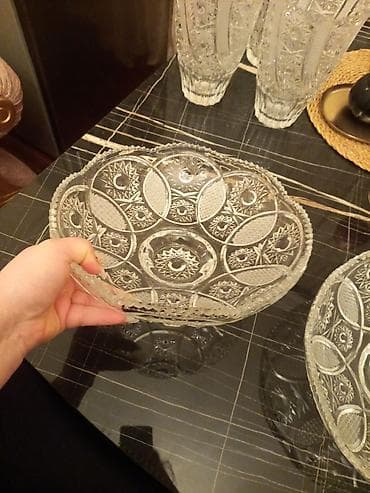 Kəna (kristal üslubunda) şüşə qablar 1 ededi 35 azn - Material lalafo.az -da Kəna (kristal üslubunda) şüşə qablar 1 ededi 35 azn - Material