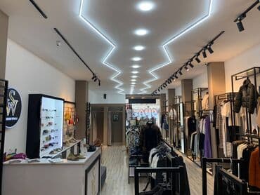 mingecevir obyekt: 28 may metrosunun yaxınlığında yol kənarı ticarət mərkəzinin içində — 11