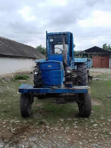 kredit yük maşınları: Traktor 28, 1995 il, 100 at gücü, motor 10 l, İşlənmiş — 3