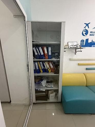 Ofis mebelləri dəsti Tərkib: - Künc modullu divan – mavi və açıq sarı — 4