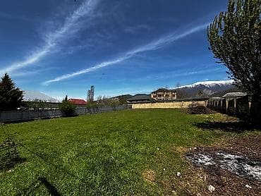 emircanda torpaq satilir: Tikinti — 4