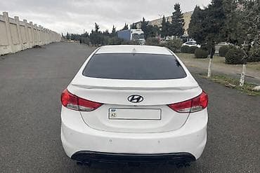 qalmaq şərtilə maşın: Hyundai Elantra: 1.8 l | 2013 il Sedan — 6