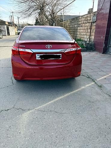 islenmis avtomobiller: Toyota Corolla: 1.6 l | 2014 il Sedan — 5