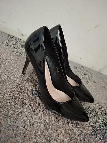 Uqqilər, Ölçü: 40, rəng - Qara, Yeni