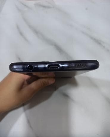 Samsung Galaxy A51, цвет - Черный, Отпечаток пальца — 3