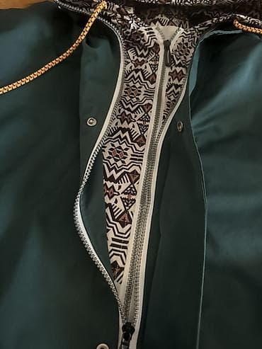 Godekce yasil rengde yaz malidi teze kimidi az geyinilib — 2