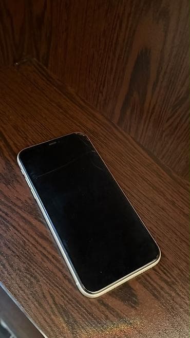 Техника и электроника: IPhone 11, Белый — 2