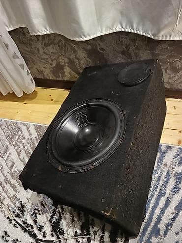 avtomobil dinamik: Avtomobil üçün sabvufer qutusu və dinamik Pionerin basofkasıdı — 2