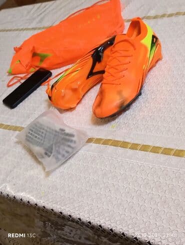 Nərdlər: Butslar Nike, Ölçü: 39 — 2