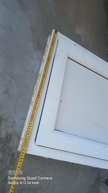 ev qaplari: Ağ rəngli PVC materialdan kiçik qapı/pəncərə çərçivəsi — 4