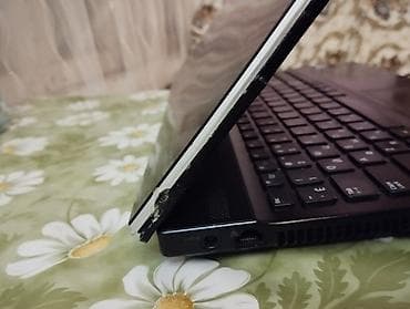 samsung notebook: Salam Samsung noutbuk Görndüyü kimi kasmetik problemi var birdeki — 3