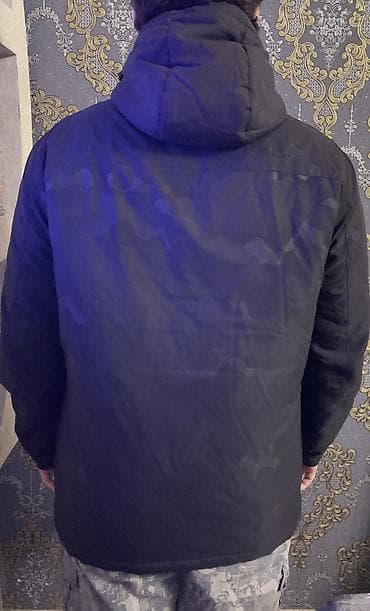 Plaşlar: Salam. Colin’s firmasının kişi kurtkasidir. 180 manata alinib vaxti — 2