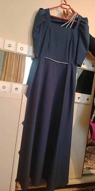 Kokteyl donlar: Qadın gecə və ziyafət geyimləri dəsti - Model 1: Fuşya rəngdə, dizə — 2