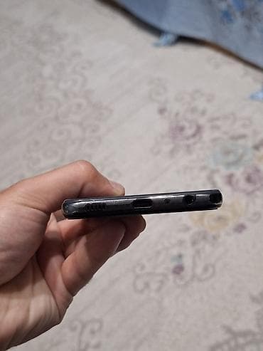 ipad 18 pro ultra: Samsung Galaxy A32, 64 GB, rəng - Qara, Barmaq izi — 6