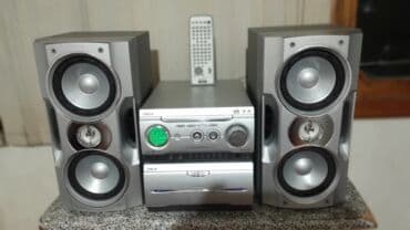 Sony mini Hi‑Fi musiqi mərkəzi Dvd,cd,mp3,aux,Blytuz Fm radio